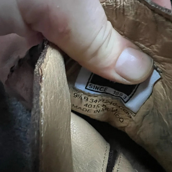 Frye Ilana High Whipstitch Boot - Women's 9.5 - Picture 3 of 5